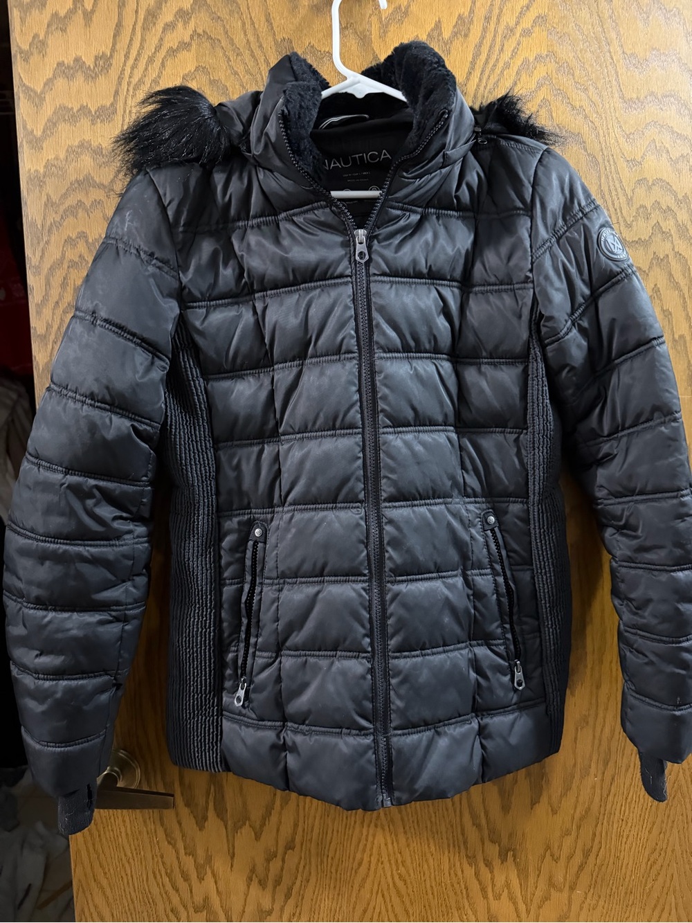 Nautica Women’s Medium Black Puffer Jacket Faux Fur Hood Quilted Winter Coat